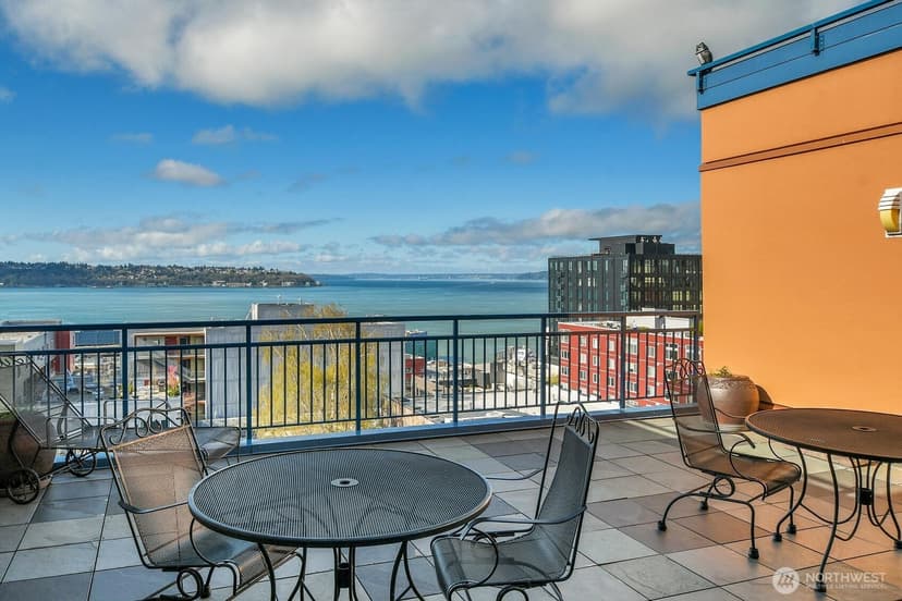 Property photo for 2414 1st Avenue #321, Seattle photo 26