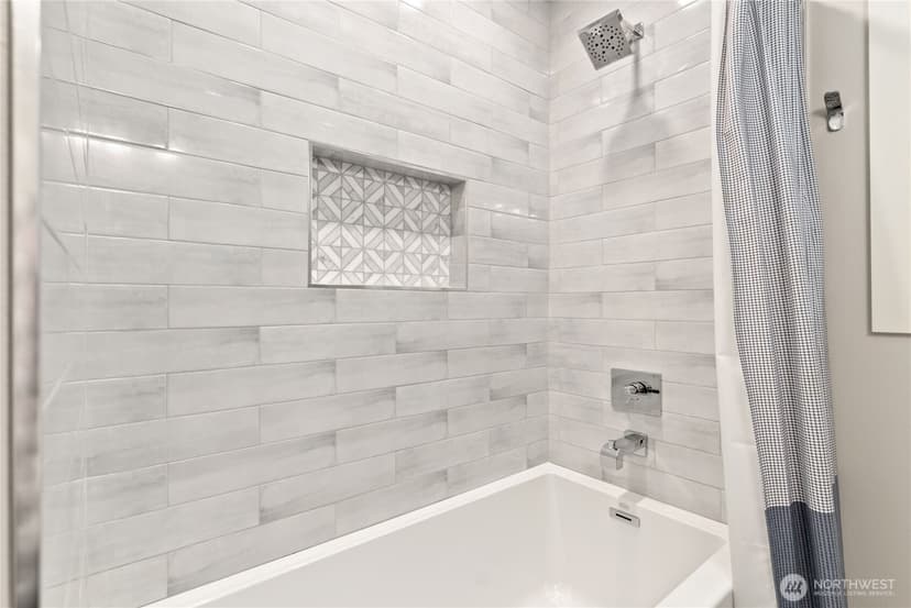 Property photo for 9604 44th Avenue SW, Seattle photo 21