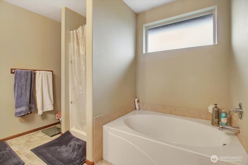 Property photo for 11809 58th Drive NE, Marysville photo 17