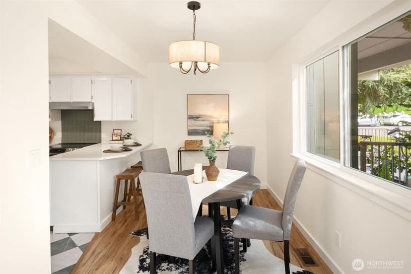 Property photo for 18003 108th Avenue NE #B2, Bothell photo 13