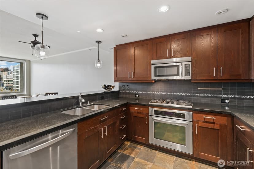 Property photo for 1515 Dock Street #906, Tacoma photo 8