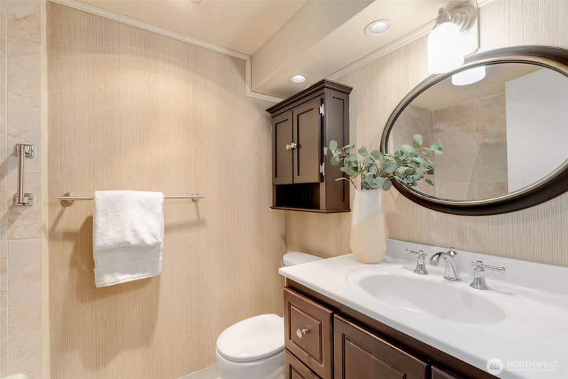 Property photo for 1120 8th Avenue #1003, Seattle photo 17