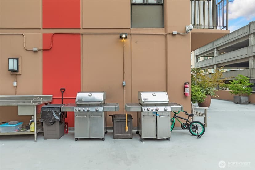 Property photo for 1120 8th Avenue #1003, Seattle photo 24