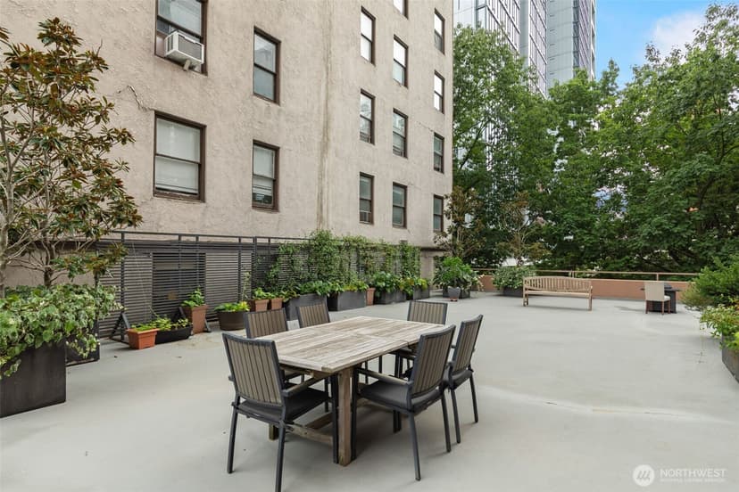 Property photo for 1120 8th Avenue #1003, Seattle photo 22