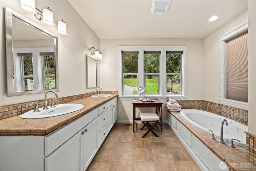 Property photo for 5614 E Lake Bosworth Drive, Snohomish photo 19