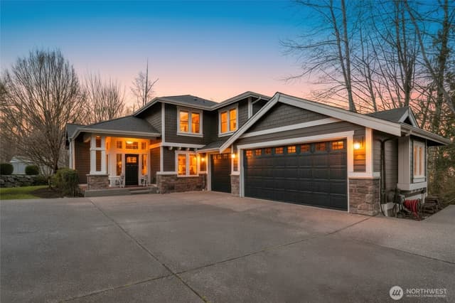 Property photo for 12625 6th Avenue NE, Tulalip