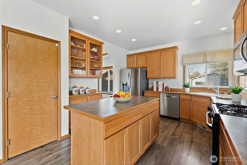 Property photo for 1496 Aberdeen Avenue NE, Renton photo 8