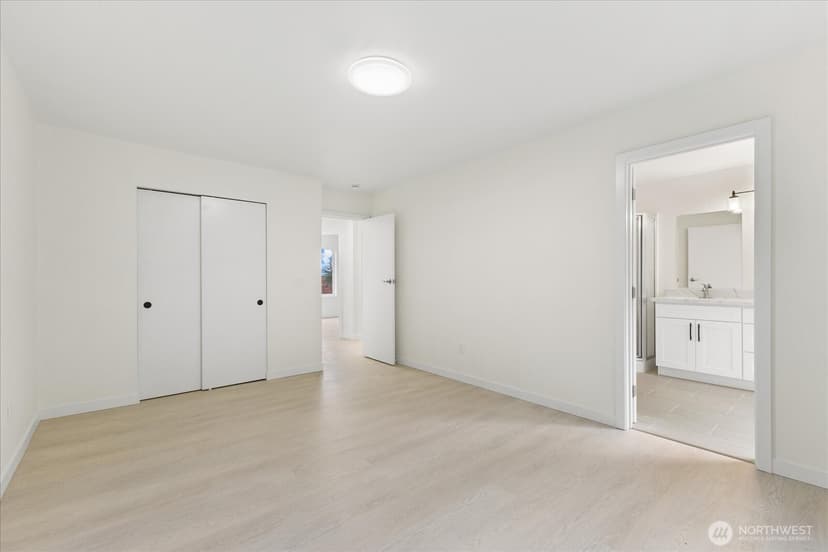 Property photo for 422 E Titus, Kent photo 17