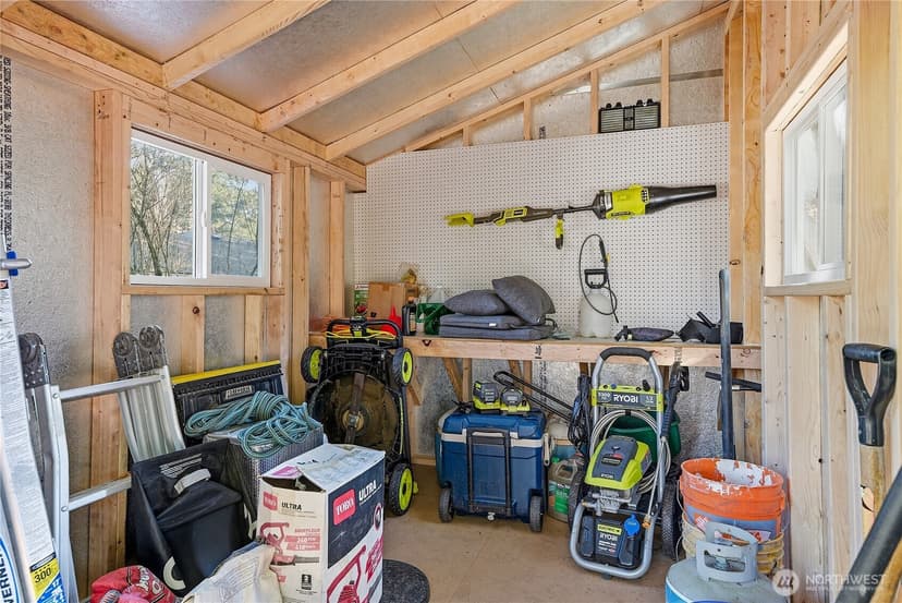 Property photo for 18709 12th Ave NE, Shoreline photo 21