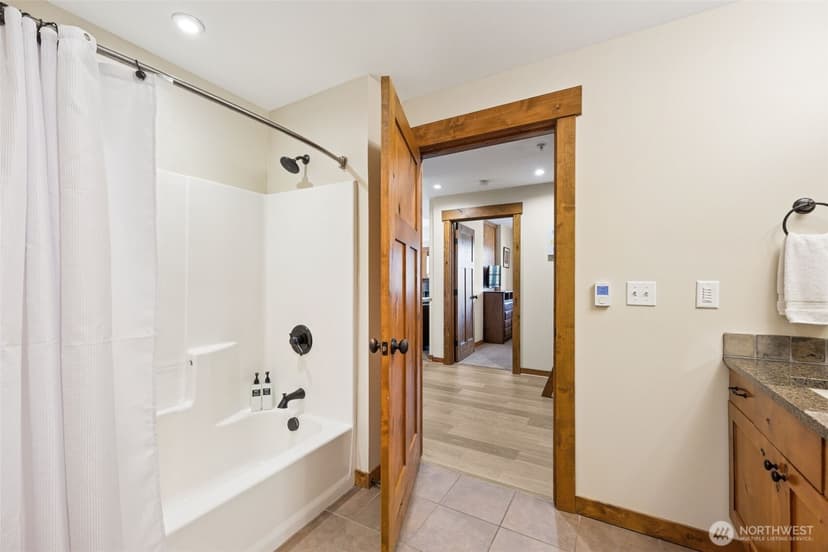 Property photo for 3770 Suncadia Trail #301, Cle Elum photo 15