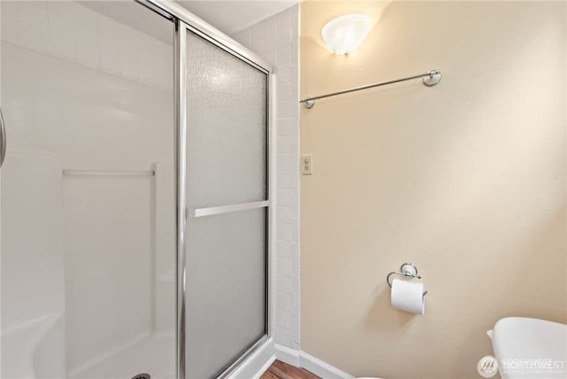 Property photo for 10904 49th Ave S, Tukwila photo 21