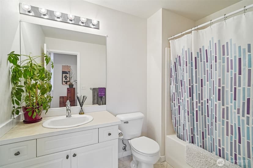 Property photo for 722 239th Lane SE, Sammamish photo 19