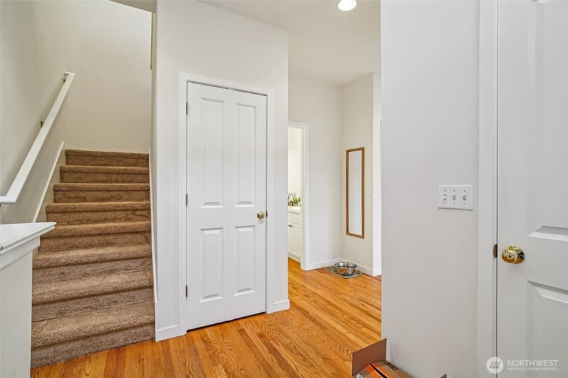 Property photo for 722 239th Lane SE, Sammamish photo 16