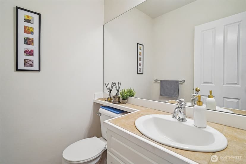 Property photo for 722 239th Lane SE, Sammamish photo 14