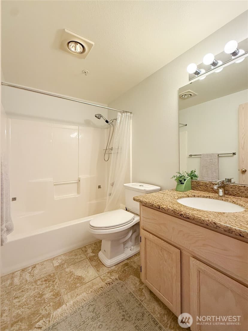 Property photo for 12050 15th Avenue NE #301, Seattle photo 11