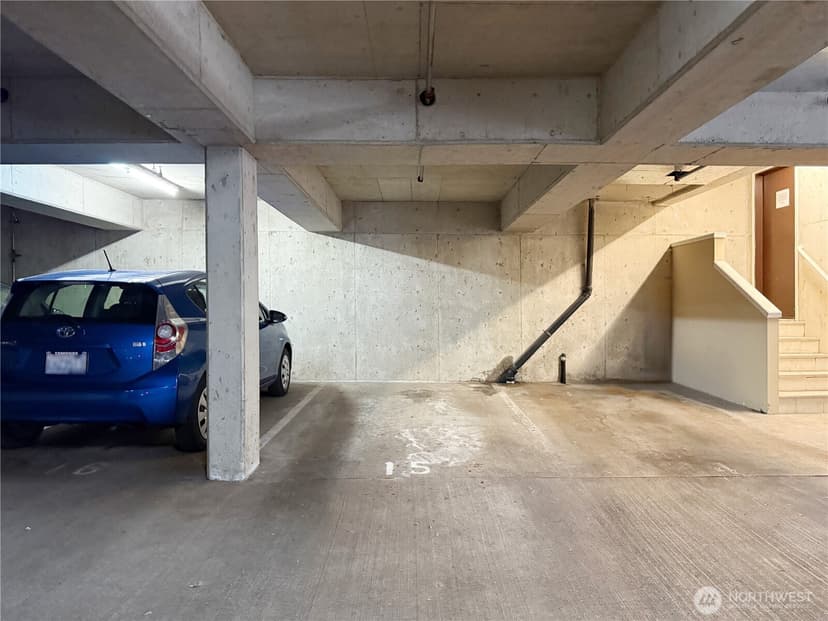 Property photo for 12050 15th Avenue NE #301, Seattle photo 16