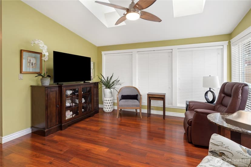 Property photo for 6680 NE Aquarius Lane, Bremerton photo 9