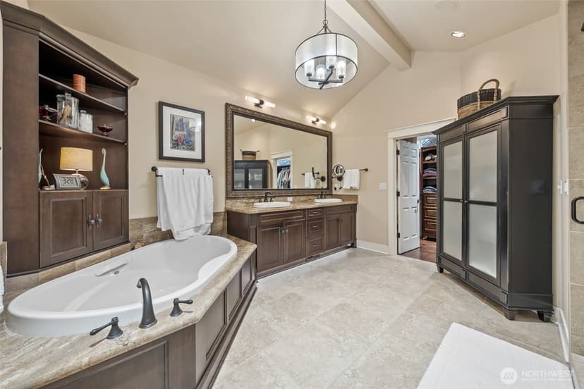 Property photo for 6 Forest Glen Lane SW, Lakewood photo 30