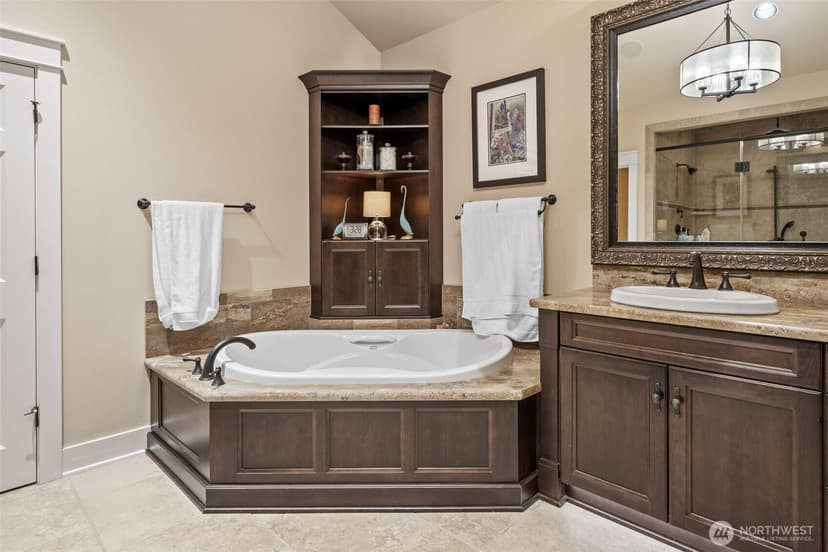 Property photo for 6 Forest Glen Lane SW, Lakewood photo 32