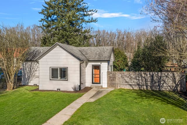 Property photo for 8164 Falls Avenue SE, Snoqualmie
