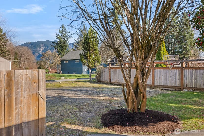 Property photo for 8164 Falls Avenue SE, Snoqualmie photo 27