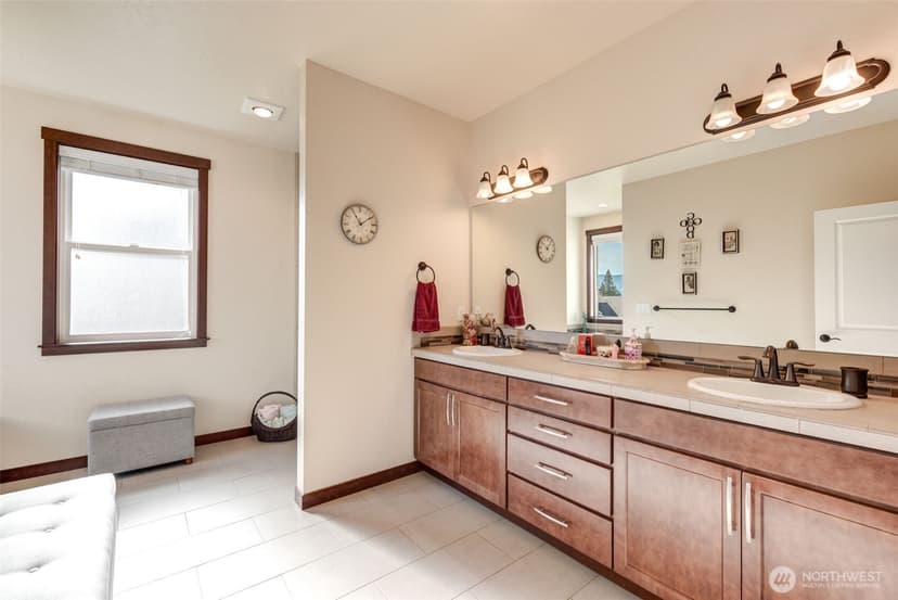 Property photo for 18514 114th Drive NE, Arlington photo 12