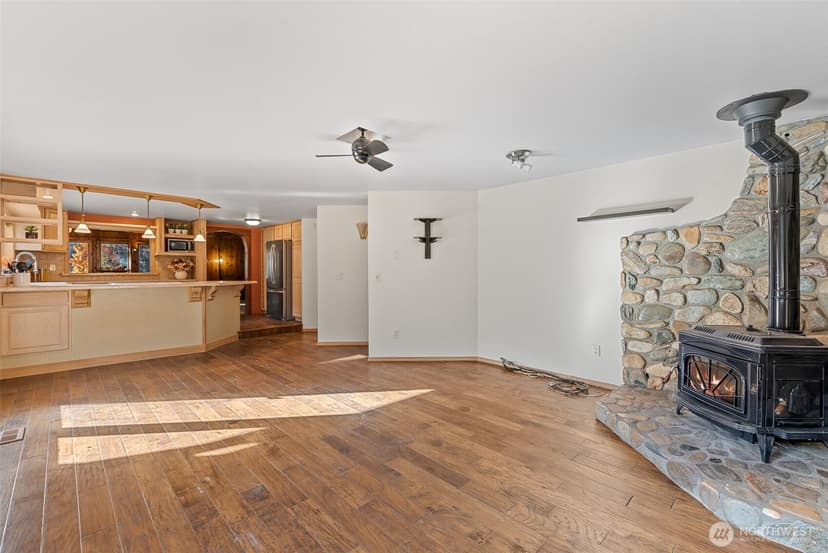Property photo for 12290 Meacham Road, Leavenworth photo 12