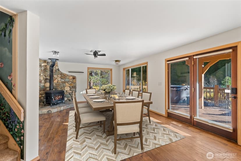Property photo for 12290 Meacham Road, Leavenworth photo 9