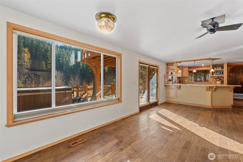Property photo for 12290 Meacham Road, Leavenworth photo 19