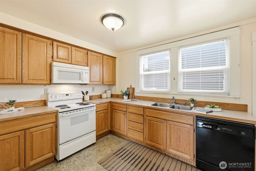 Property photo for 209 W McGraw Street, Seattle photo 12