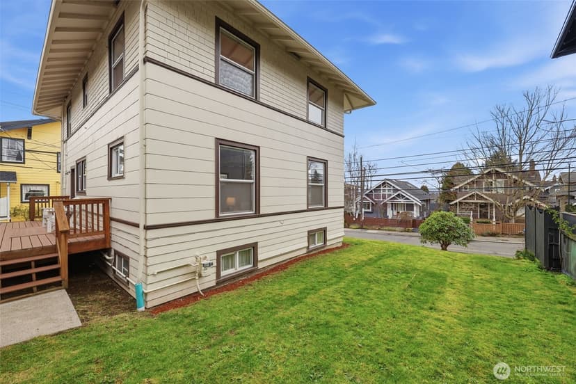 Property photo for 209 W McGraw Street, Seattle photo 25