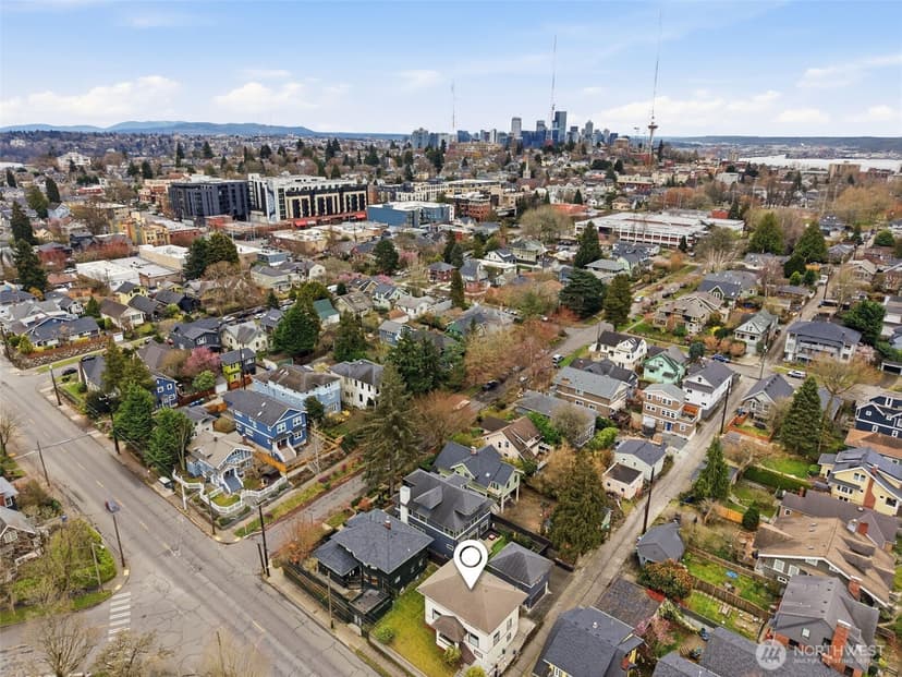 Property photo for 209 W McGraw Street, Seattle photo 28