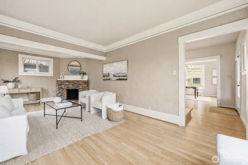 Property photo for 209 W McGraw Street, Seattle photo 9