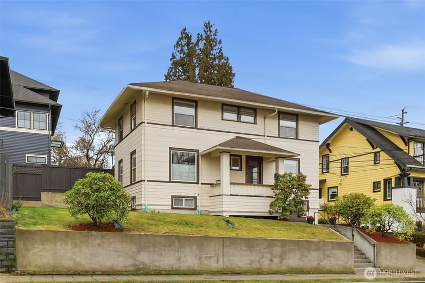 Property photo for 209 W McGraw Street, Seattle photo 4