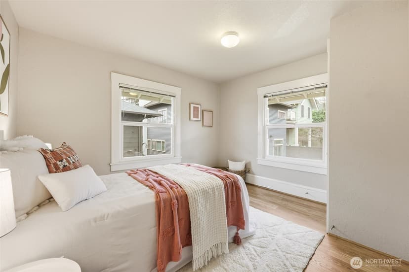 Property photo for 209 W McGraw Street, Seattle photo 19