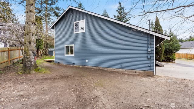 Property photo for 5909 Glenwood Avenue, Everett photo 3