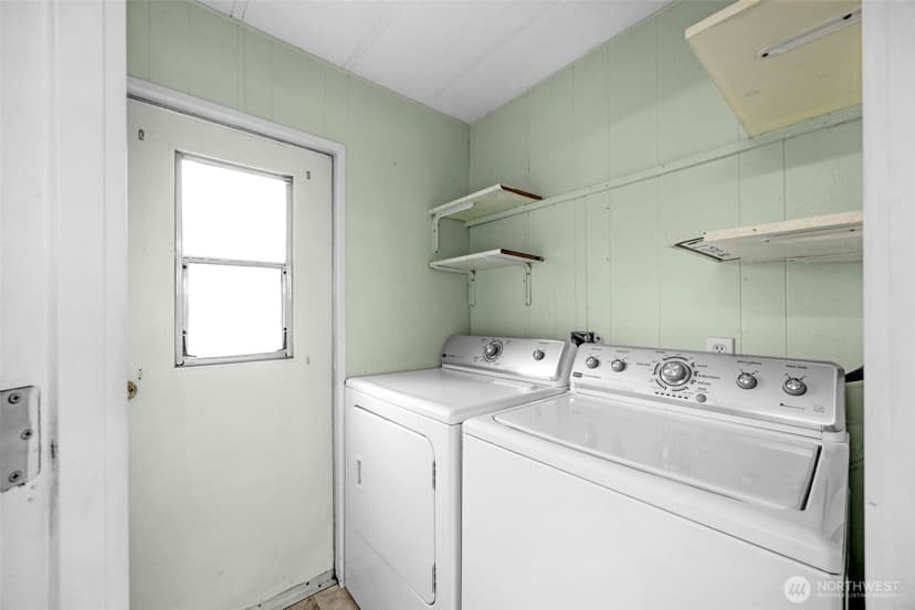 Property photo for 6118 67th Avenue NE #4, Marysville photo 5