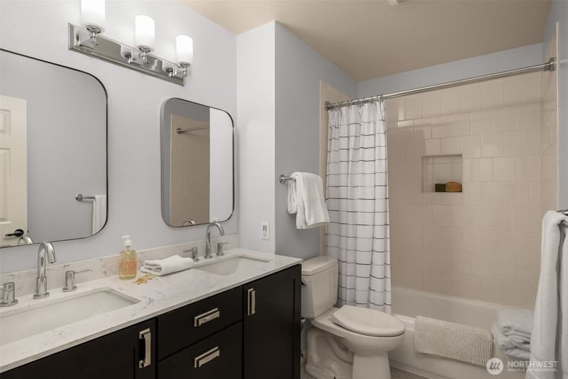 Property photo for 18604 215th Way NE, Woodinville photo 18