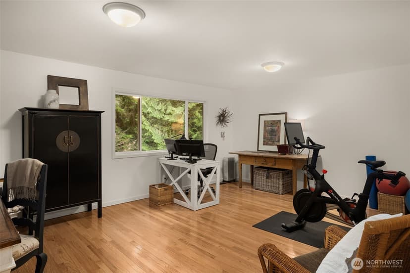 Property photo for 18604 215th Way NE, Woodinville photo 19