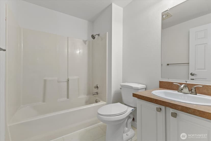 Property photo for 132 NE 95th Street #B309, Seattle photo 25