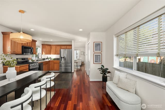 Property photo for 3932 S Lucile Street, Seattle photo 2