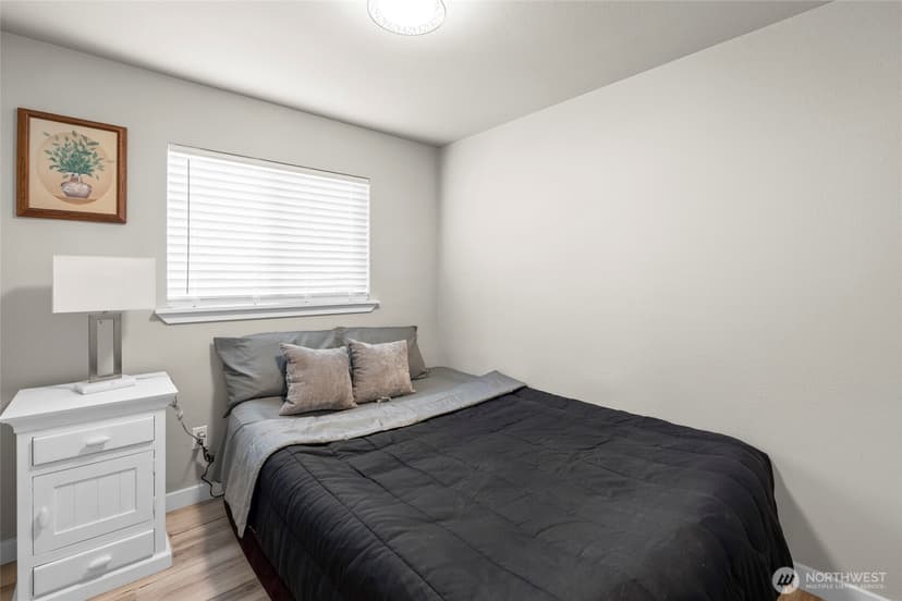 Property photo for 10506 Occident Street SW, Lakewood photo 16