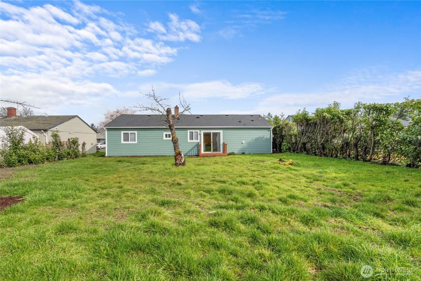 Property photo for 10506 Occident Street SW, Lakewood photo 22