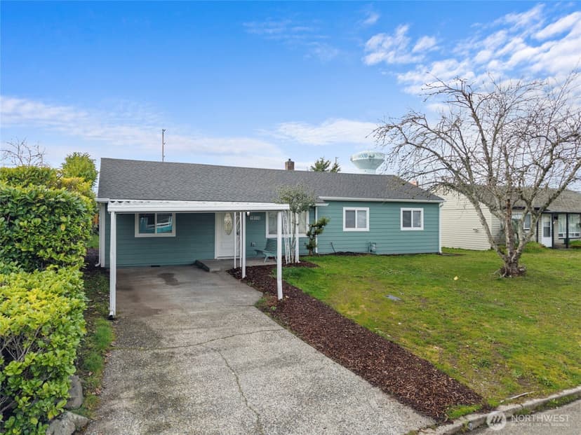 Property photo for 10506 Occident Street SW, Lakewood photo 3