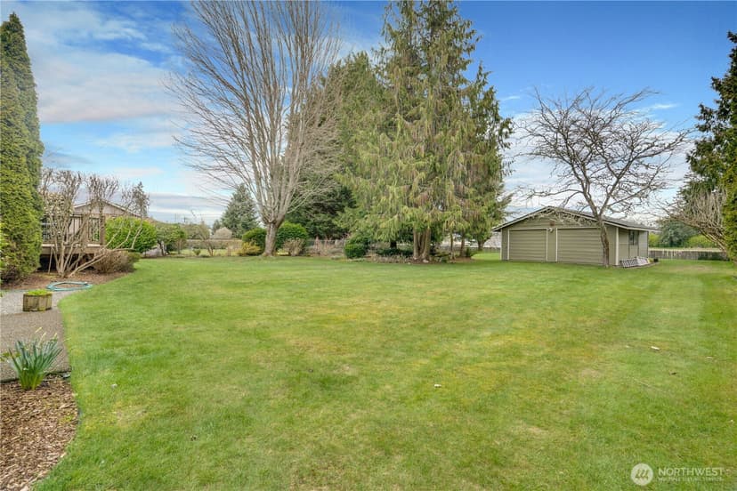 Property photo for 11501 Cloverdale Court SW, Lakewood photo 31