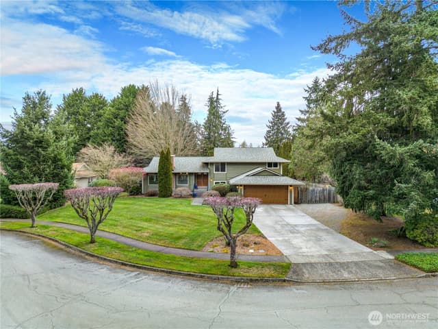 Property photo for 11501 Cloverdale Court SW, Lakewood