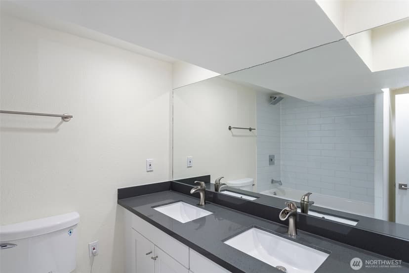 Property photo for 12046 12th Avenue NE, Seattle photo 12