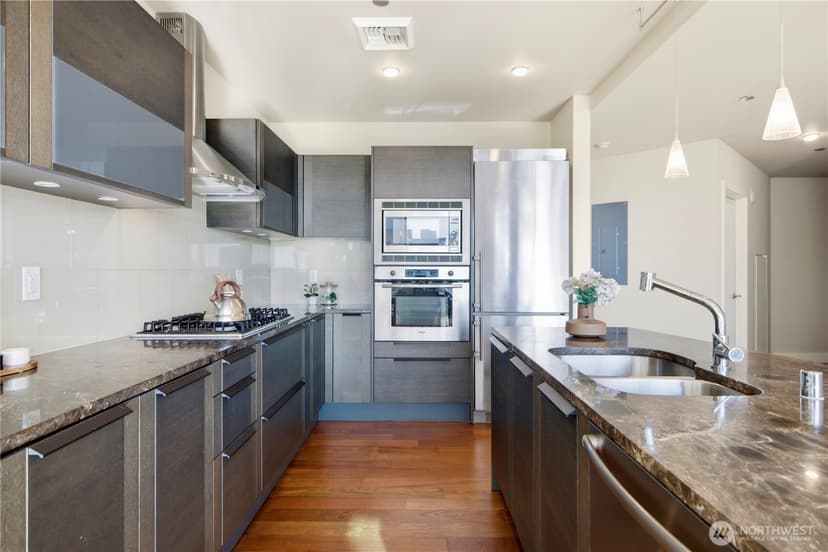 Property photo for 737 Olive Way #2808, Seattle photo 6