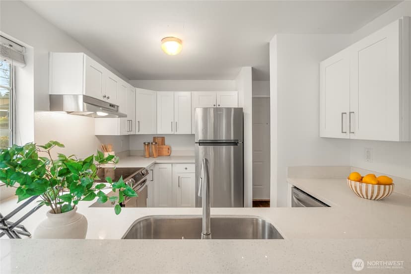 Property photo for 17124 44th Avenue W #A101, Lynnwood photo 9