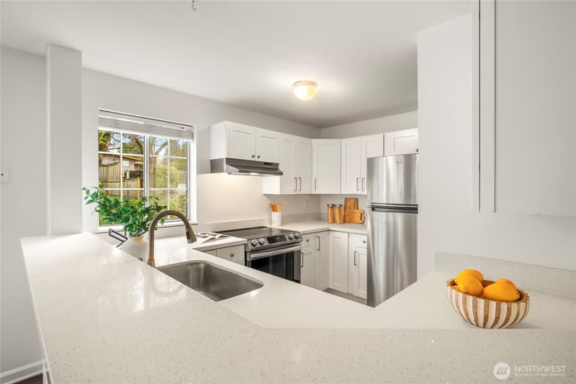 Property photo for 17124 44th Avenue W #A101, Lynnwood photo 6